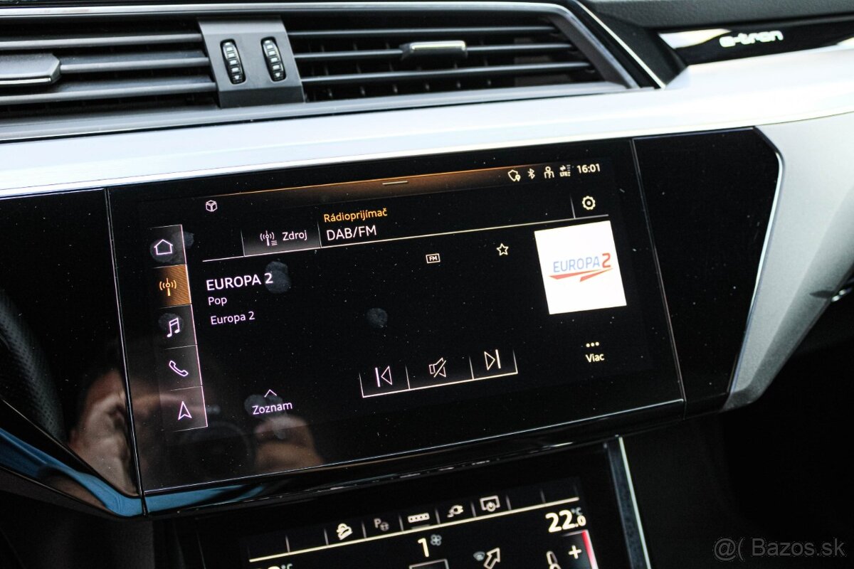 Audi E-tron 55 quattro S line - 14