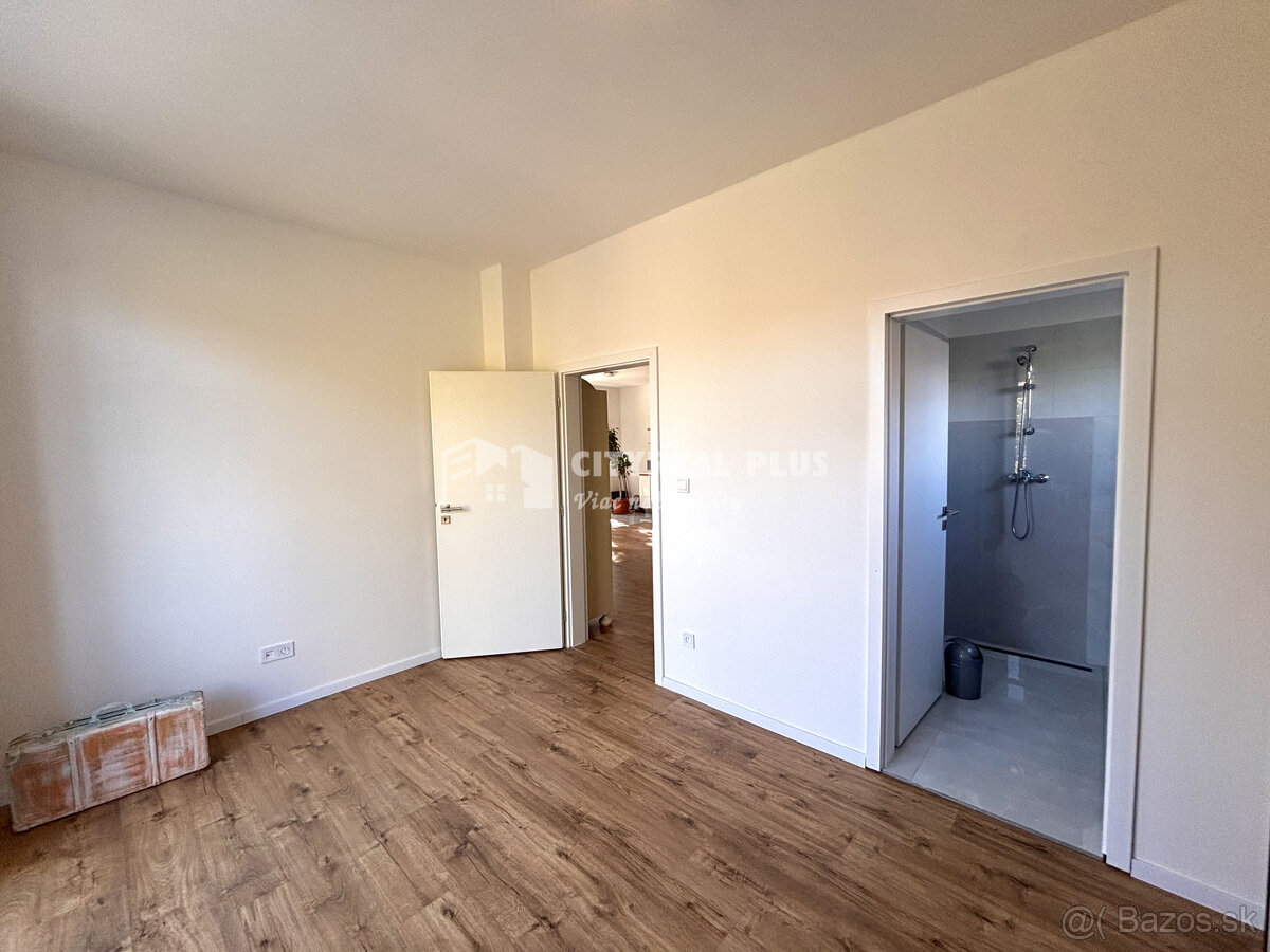 Ponúkame Vám na prenájom v novostavbe 3 izbový rodinný dom v - 14