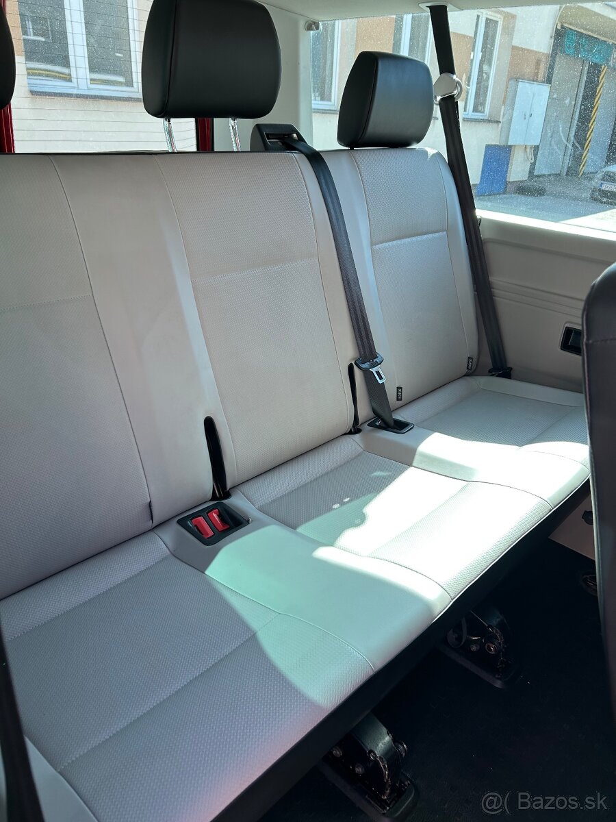 Volkswagen Transporter 2.0 TDI 4Motion - 14