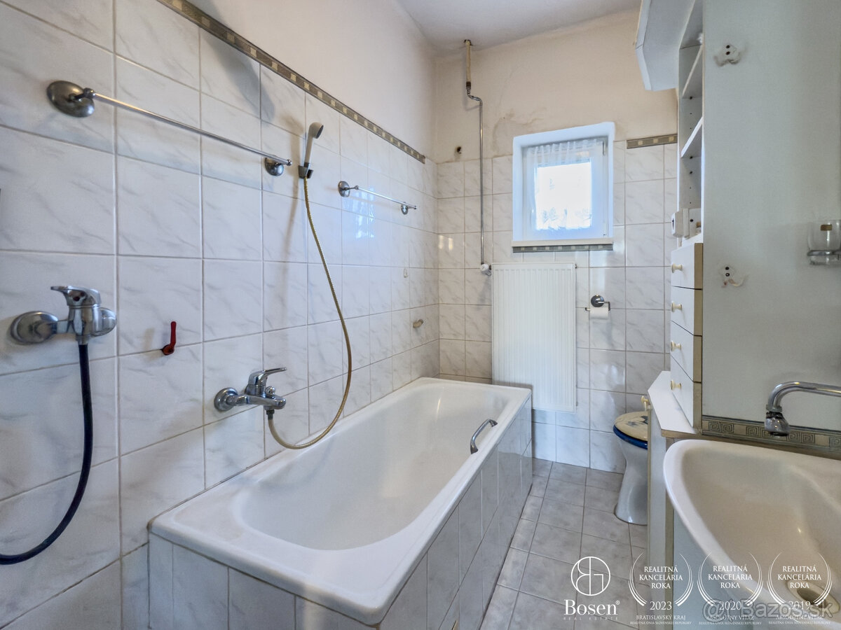 BOSEN | Útulný rodinný dom s peknou záhradou, Fiľakovo, Ružo - 14