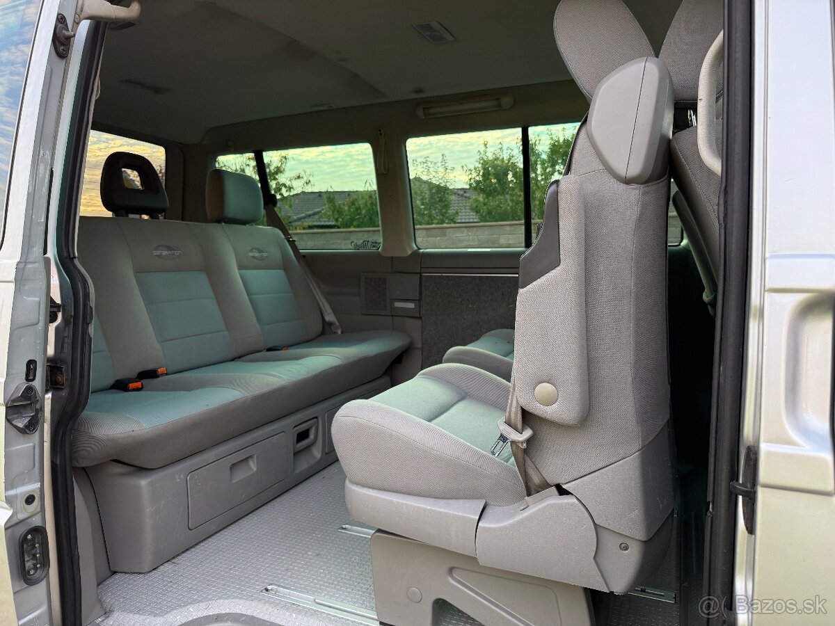 Volkswagen Multivan T4 2.5 TDI 111 kW Generation - 14