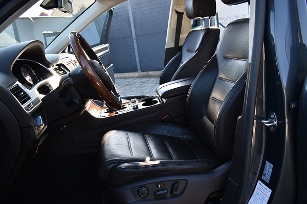 Predám VW Touareg 3.0 - 14