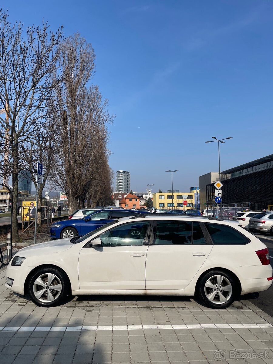 Škoda Octavia Elegance 2.0 tdi - 14