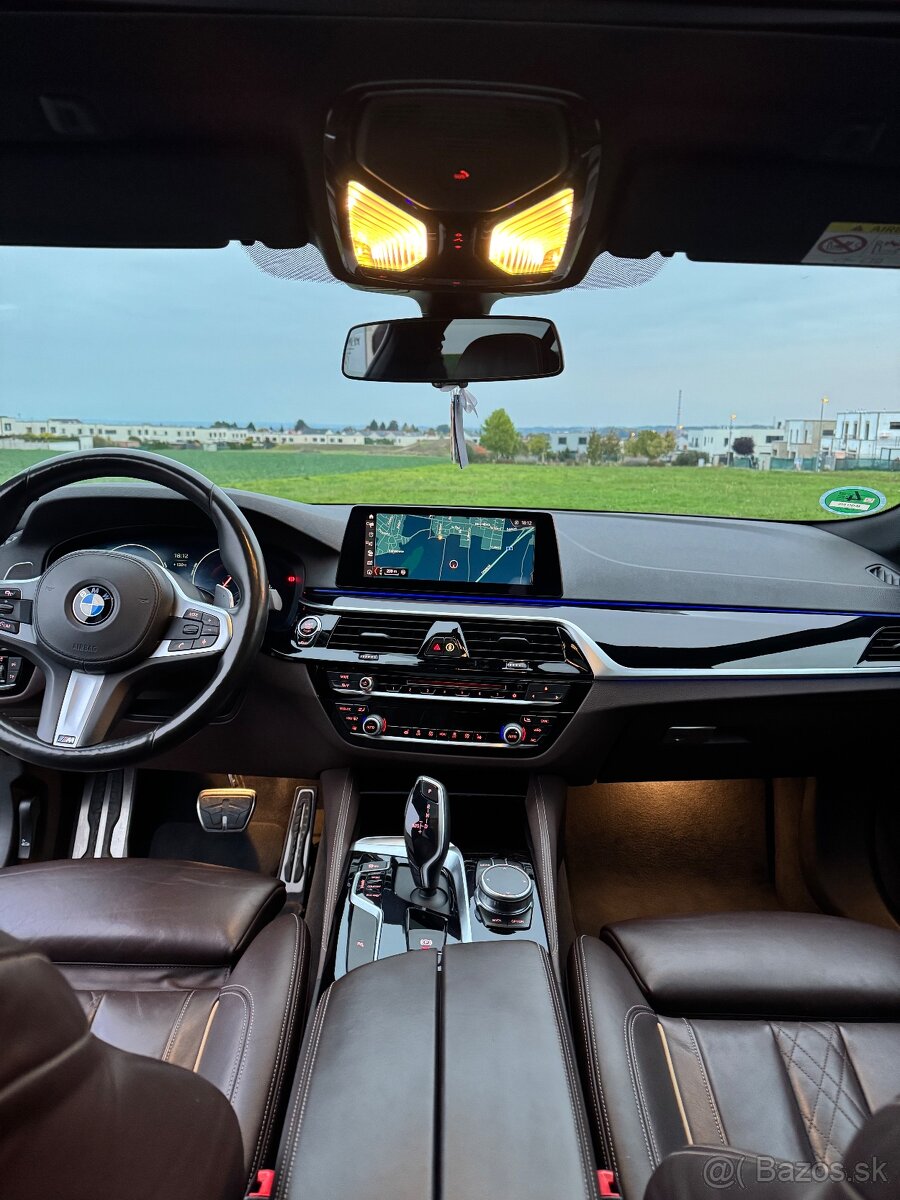 BMW 530 D X-drive 2019 - 14
