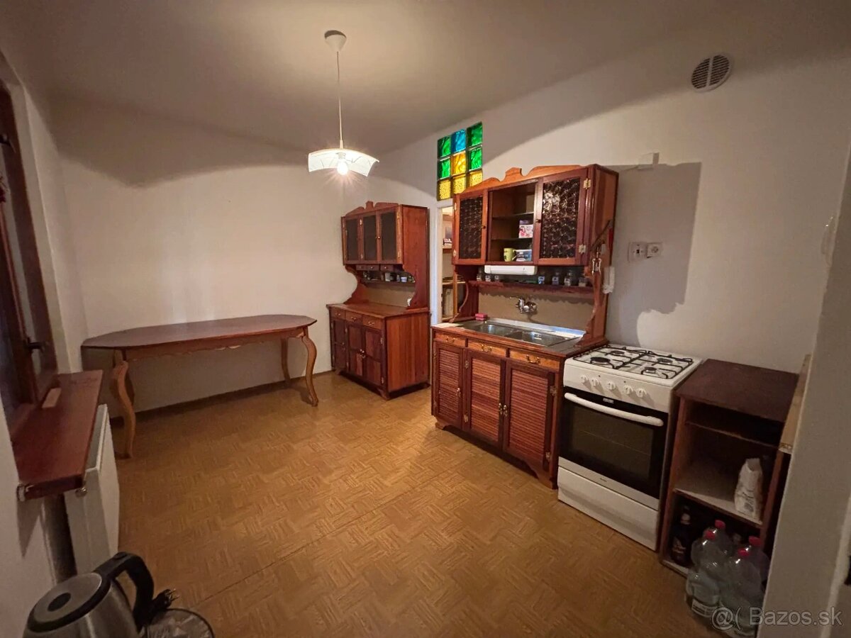 🏡 Priestranný tehlový dom vhodný pre dve rodiny Domy - 14