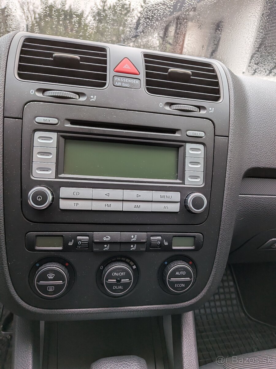 Predam VW Golf 1.6 benzin 75kW 6AT - 14