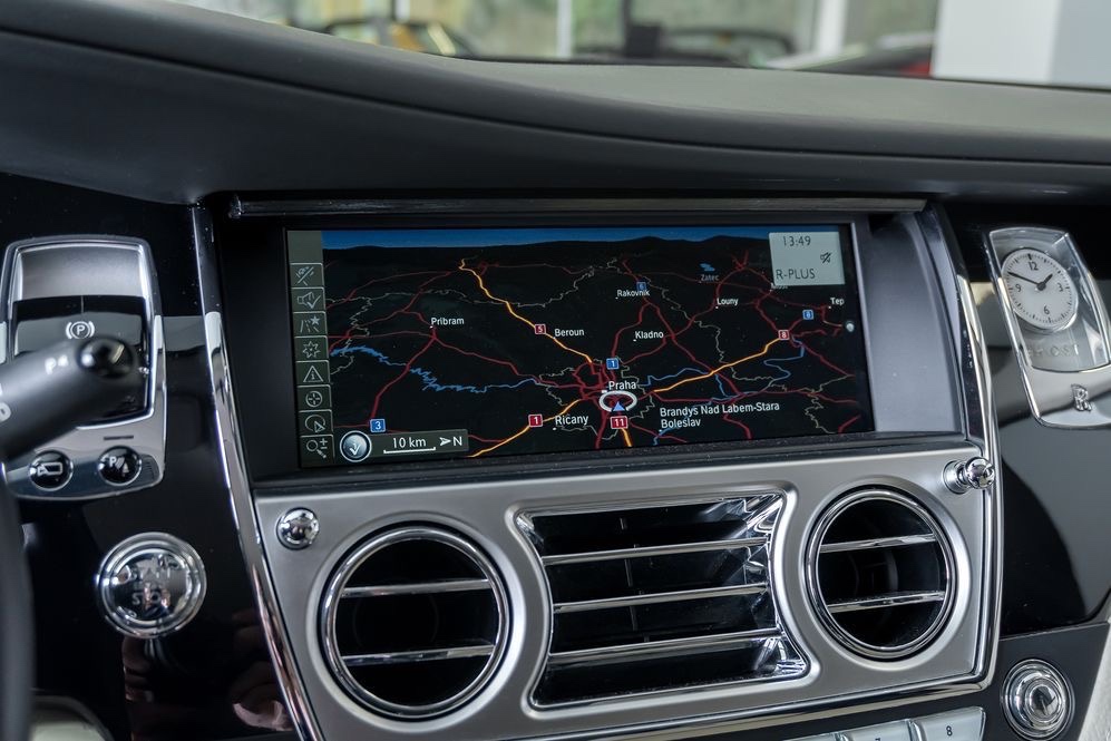 Rolls Royce Ghost maximální výbava najeto 68.tis km - 14