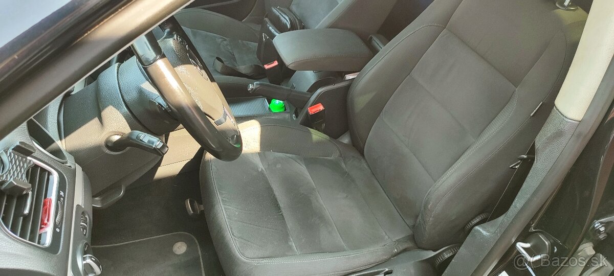 Volkswagen Golf 6 - 14