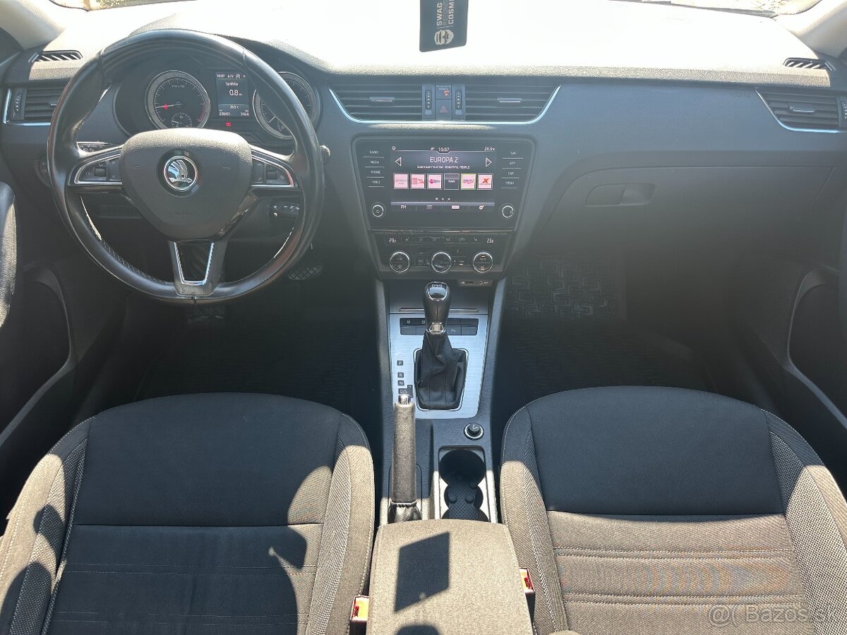 2017 Skoda Octavia Combi DSG - 14