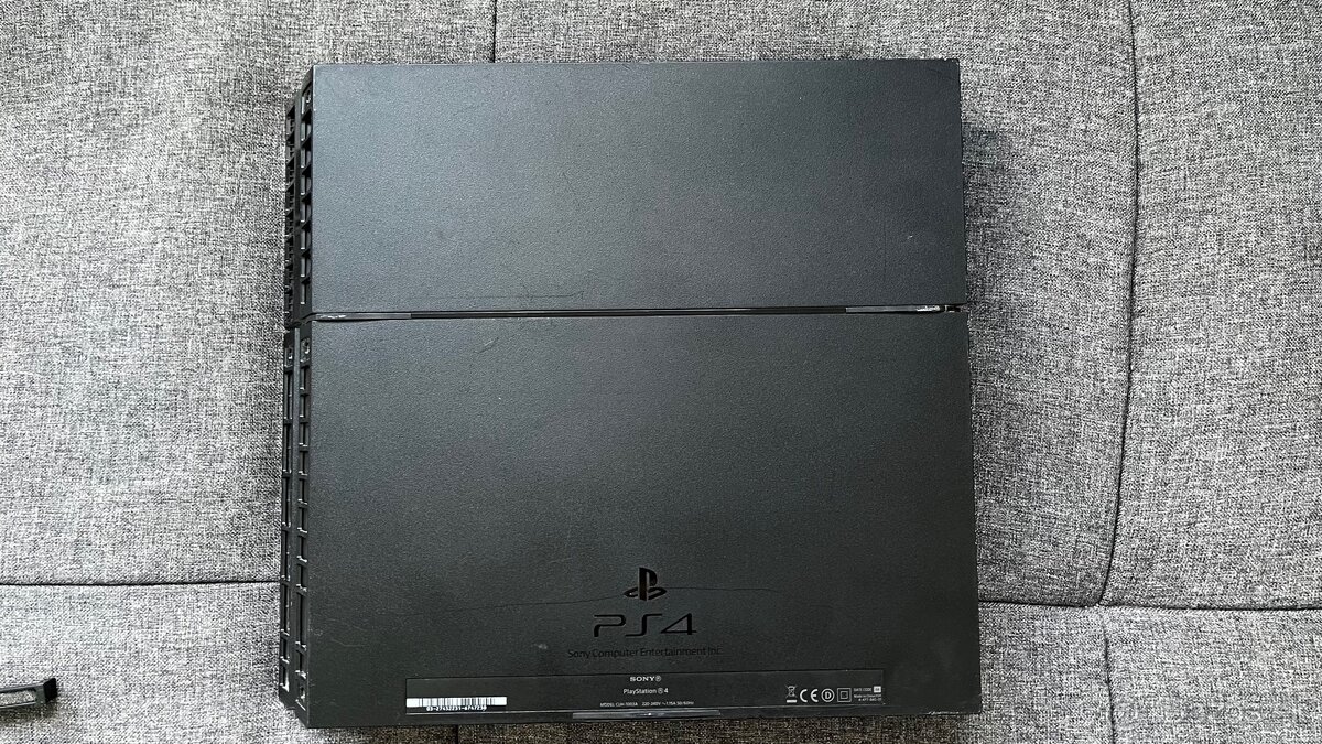 Playstation 4 500gb s V1 kamerou - 14