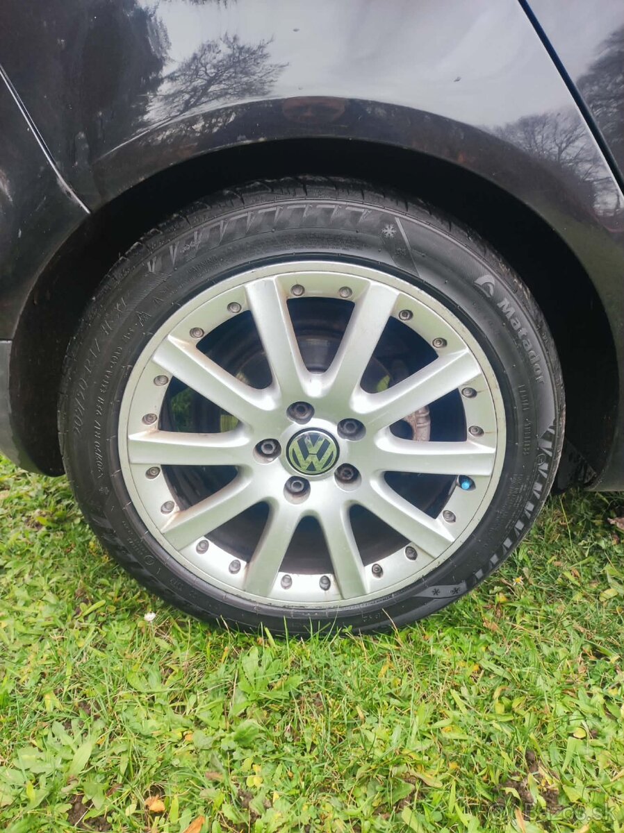 Ponúkam na predaj Golf V - 14