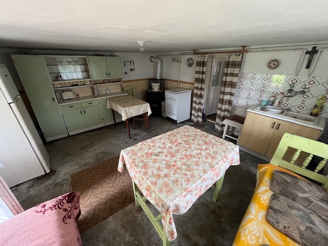 Ponúkam Vám na predaj rodinný dom v obci Galvács - 14