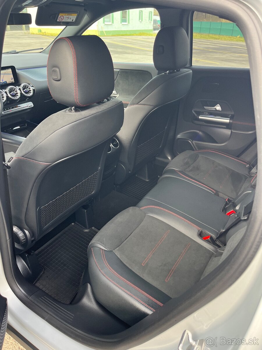 Mercedes-Benz GLA 200 D 4-Matic AMG-Sport v Záruke - 14