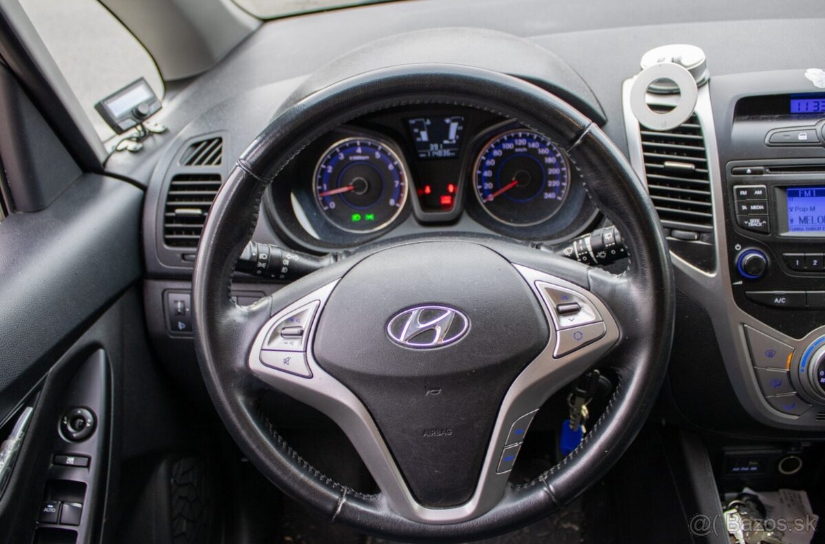 Hyundai ix20 1.4 DOHC 66 kW - 14