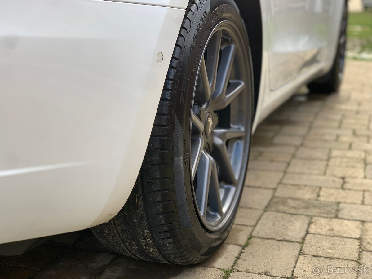 Tesla Model 3 SR+ / 2020 / 325 PS / 97000 km / zár 04/2028 - 14