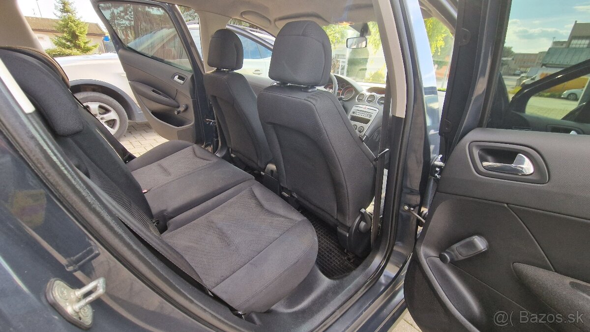 Peugeot 308 1.4i 16V - 14