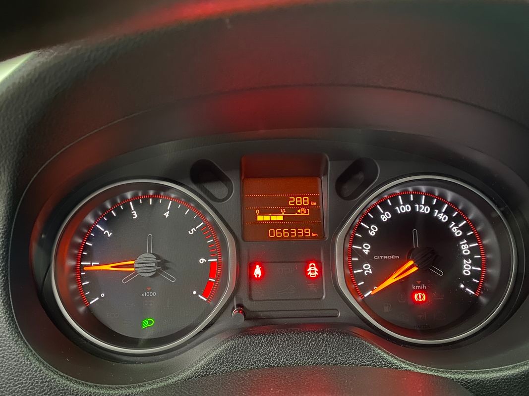 Citroen C-Elysee 1.6 Blue HDI Best Collection - 14