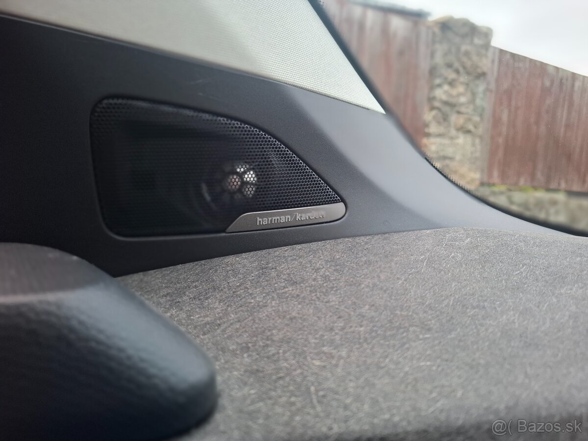 Predám BMW i3 120A zdravie batérie 97 % - 14