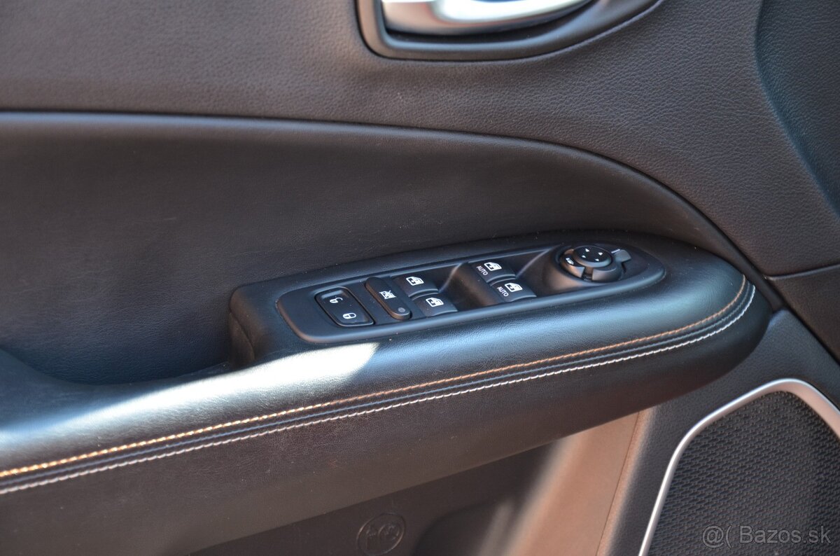 Jeep Compass 1.4L MultiAir 140 2WD Longitude - 14