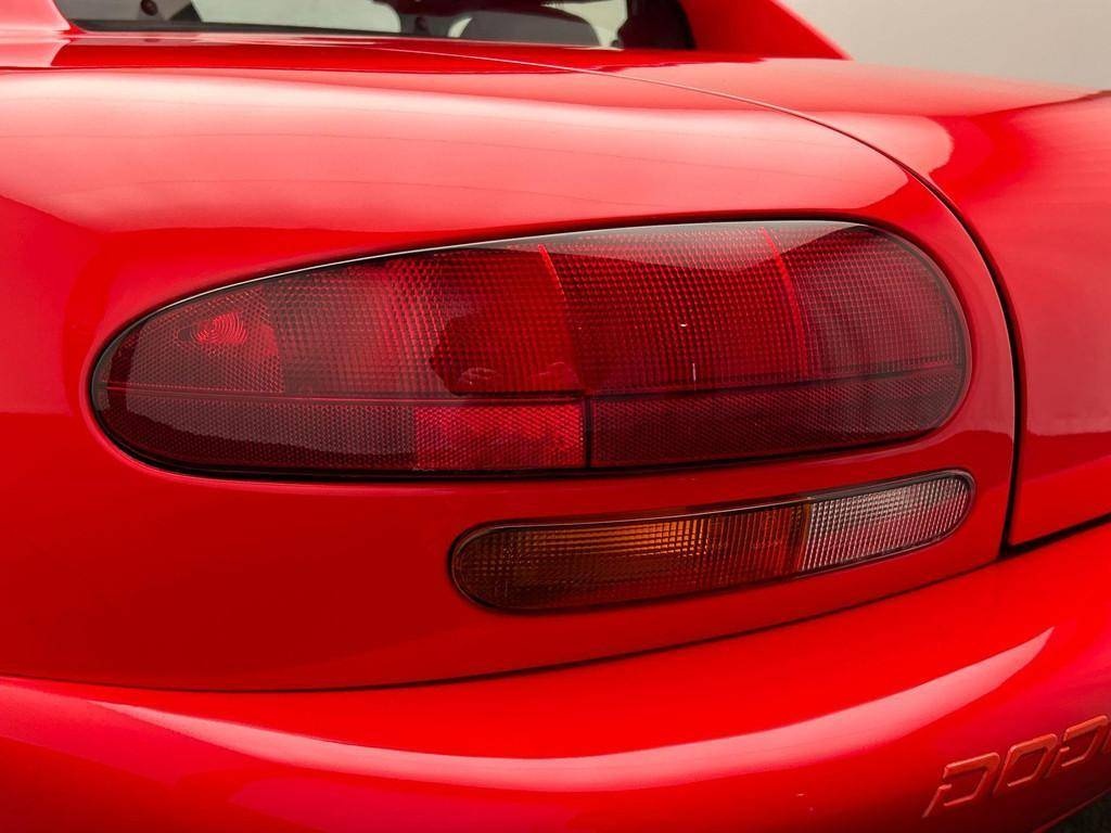 Dodge Viper RT/10 z roku 1993 - 14