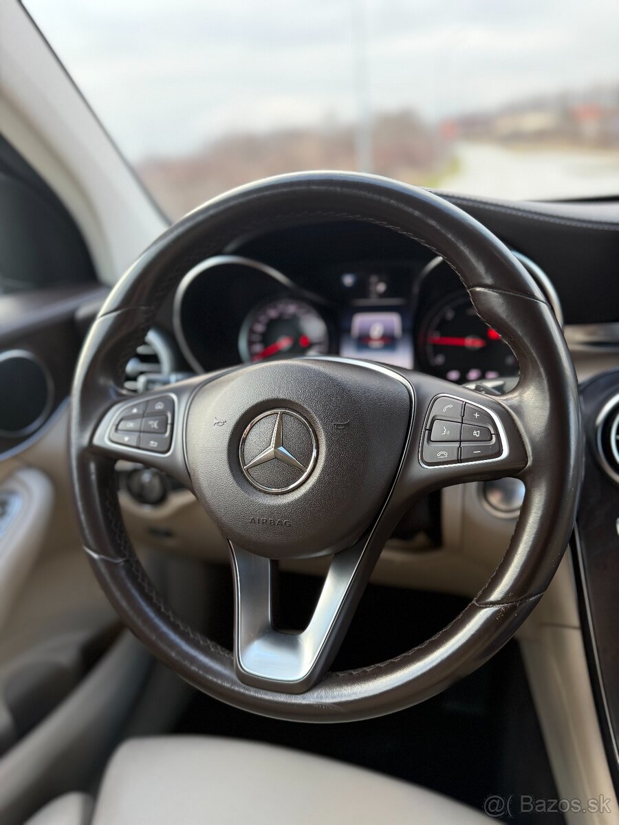 Mercedes Benz GLC Coupé 250D - 14