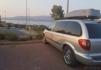 Chrysler Voyager 2.8CRDI - 14