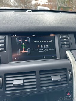 Land Rover Discovery sport 2.2D 110kw TD4 4x4 6-manuál - 14