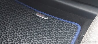 Toyota Corolla sedan executive 2018 - 14