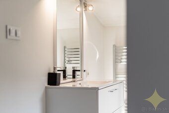 Luxus v kúpelnom mestečku pri Banskej Štiavnici. - 14