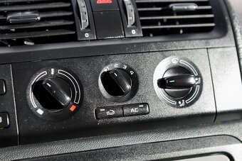 Škoda Fabia Ambiente 1 16V 63kW M5 12/2012 - 14