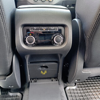 VW SHARAN Highline 4x4 Webasto DSG7 ODPOČET DPH TOP stav - 14