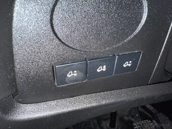 IVECO DAILY 35S16 2019 - PNEUMATICKÉ ODPRUŽENIE, TACHOGRAF - 14