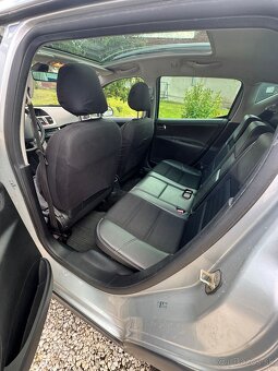 Peugeot 207sw 1.6HDi 111.000km - 14