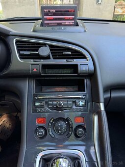 Peugeot 3008 1.6 HDI FAP Active - 14