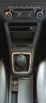 Volkswagen Tiguan 2,0 tdi 4x4 125kw manuál - 14