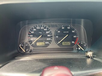 Volkswagen Vento - 14
