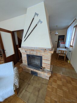 Rodinný dom – veľký pozemok 3 000 m² – Streženice (Štepnická - 14