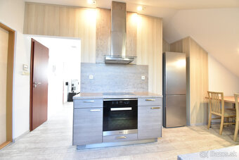 Veľkometrážny 2 izbový byt, CENTRUM, Žilina - 14