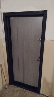 Vchodové bezpečnostné dvere - 14