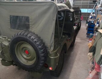 Nekaf M38A1 4x4 – vojenský kabriolet s duší historie - 14