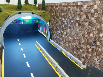 diorama dialnica s tunelom 1:18 - 14