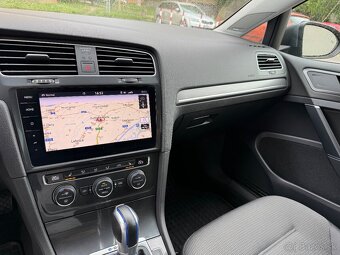 VW e-Golf 100kw DYNaudio, ACC, Virtual, LED, Mrtvý uhol - 14
