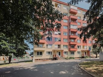 Na predaj 2 a pol-izbový byt s loggiou, Novohradská - Čínsky - 14