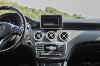 Mercedes-Benz A180 1.6 2015 - 14