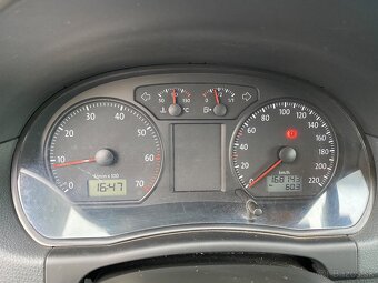 Volkswagen Polo - 14