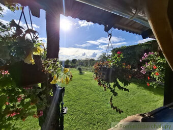 Rozprávkový dom so srdcom a veľkou záhradou - na skok od - 14