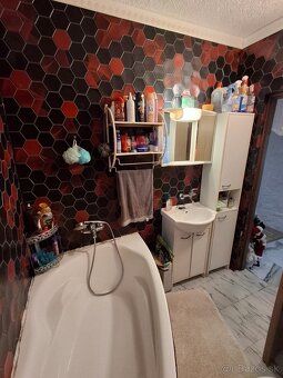 Predám rodinný dom - 14