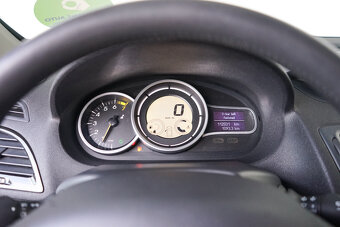 13- RENAULT Mégane Grandtour, 2011,benzín,1.6i, 74 kW - 14