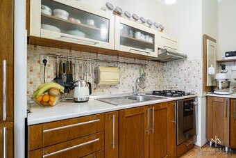 Na predaj vkusne zrekonštruovaný 3-izbový byt s lodžiou ... - 14