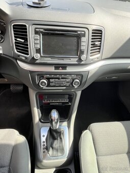 VW Sharan 2.0 TDI 103kW DSG 2010 - 14